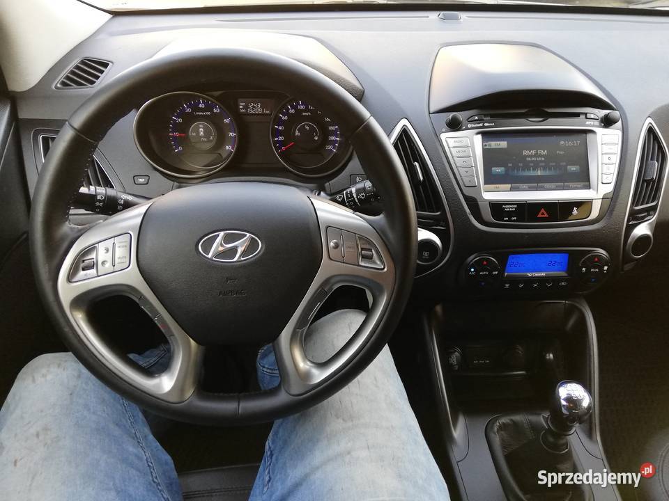 Hyundai ix35 Hak Kamera cofania Bogata wersja benzyna Sompolno
