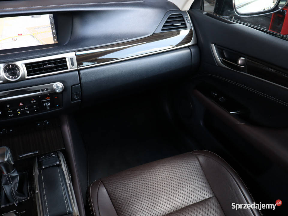 Lexus GS 200t Rok produkcji 2016 Bielany Wrocławskie sprzedam