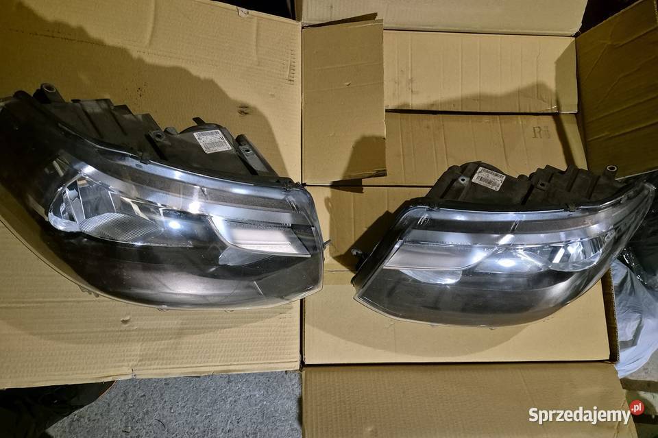 Lampy przednie VW Transporter Multivan Caravelle dostawcze Motoryzacja