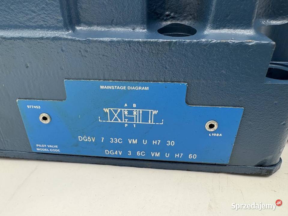 Vickers DG5V 33C VM U H7 30 Hydraulic Valve