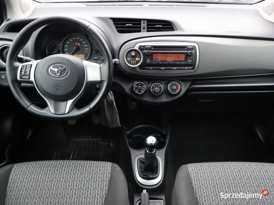 Toyota Yaris 10 VVTi Katowice