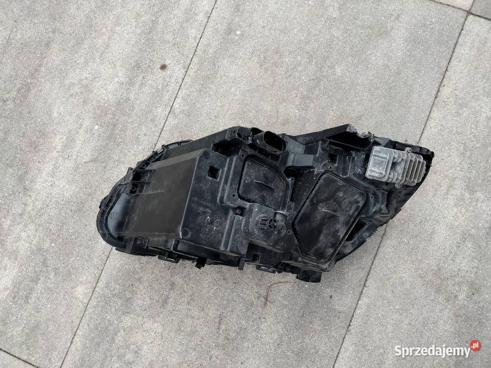 MERCEDES C klasa W205 prawa lampa led full prawe sprzedam