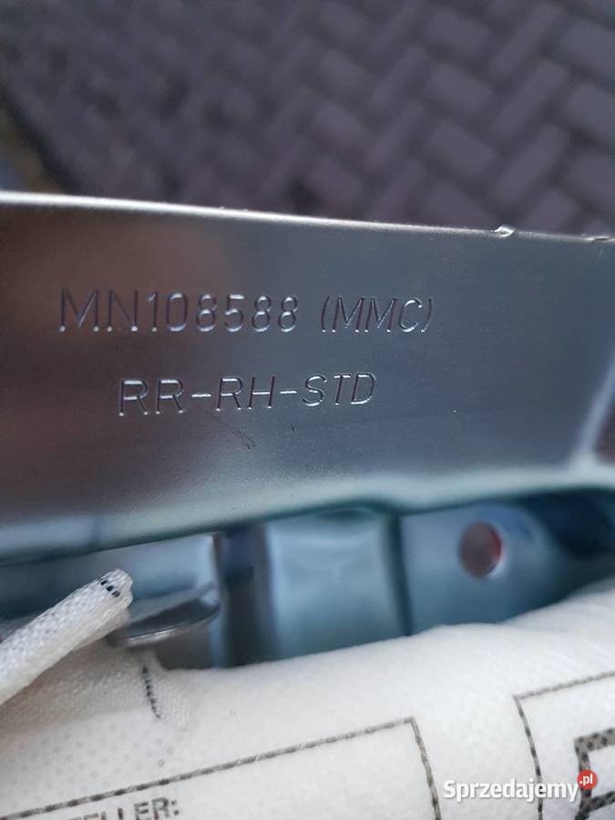 MITSUBISHI COLT Z30 KURTUNA POWIETRZNA PRAWA osobowe