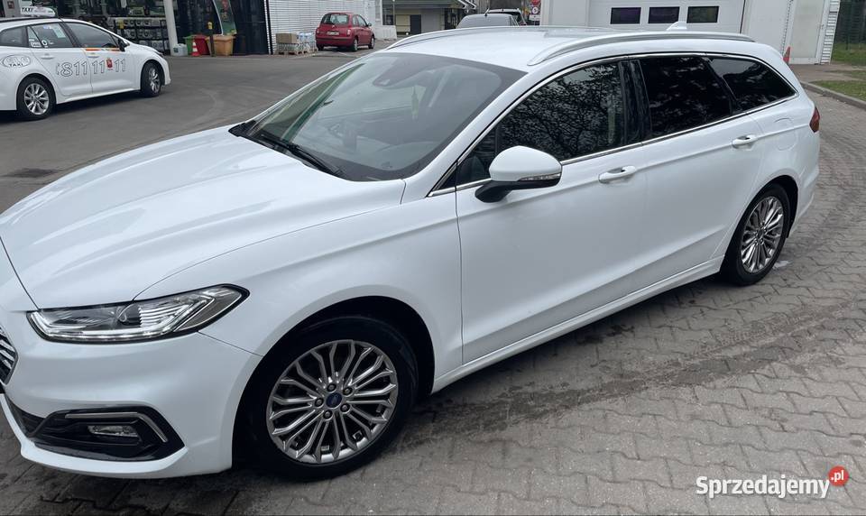Ford Mondeo 20 hybryda faktura VAT brutto Warszawa