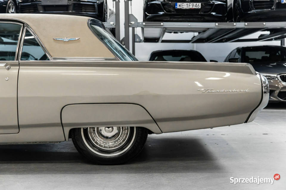 Ford Thunderbird Importowany Stan kolekcjonerski Węgrzce sprzedam