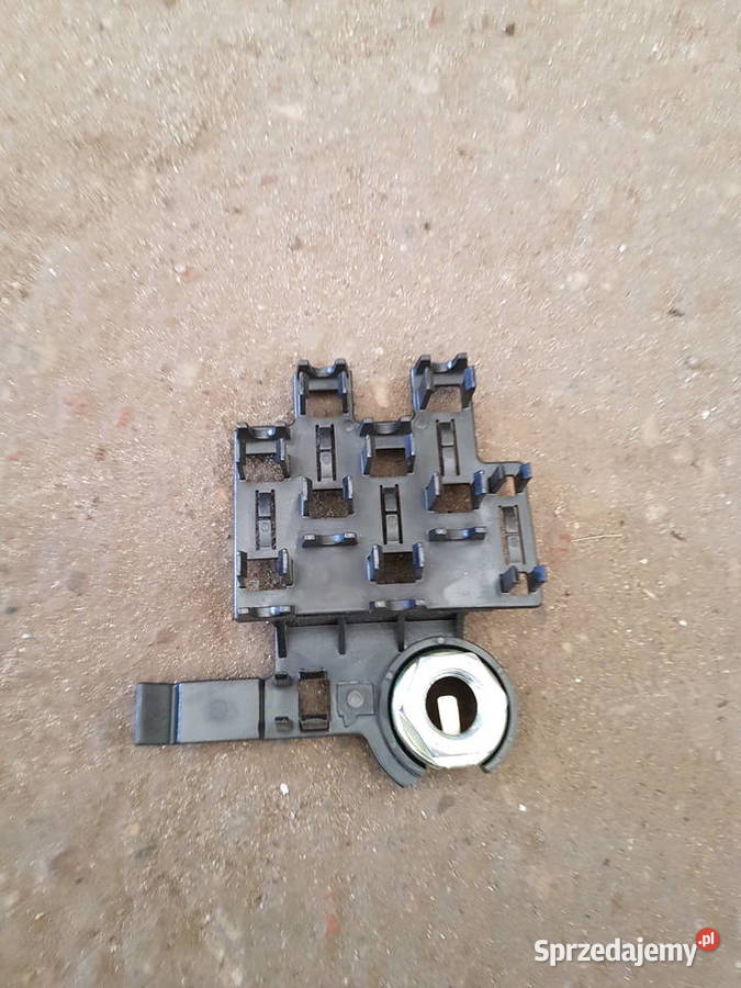 BMW 1 E87 LCI ANTENA DACHOWA RADIOWA BAT Turek