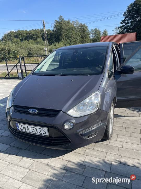 Ford smax Ocieka