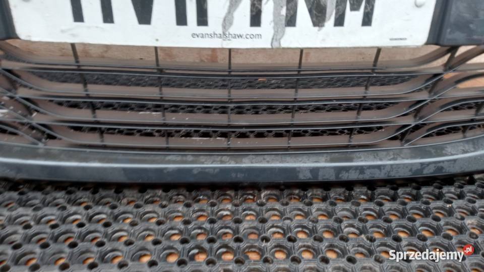 RENAULT MEGANE III ZDERZAK PRZÓD HALOGEN Zbierkowo