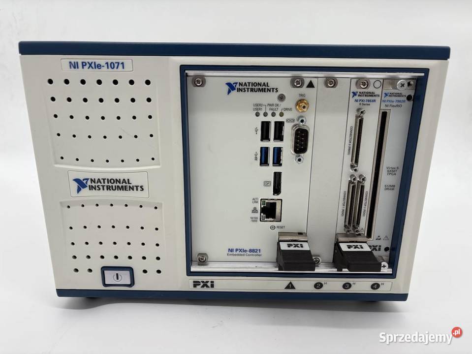 National Instrument NI PXIe1071 NI PXIe8821 NI