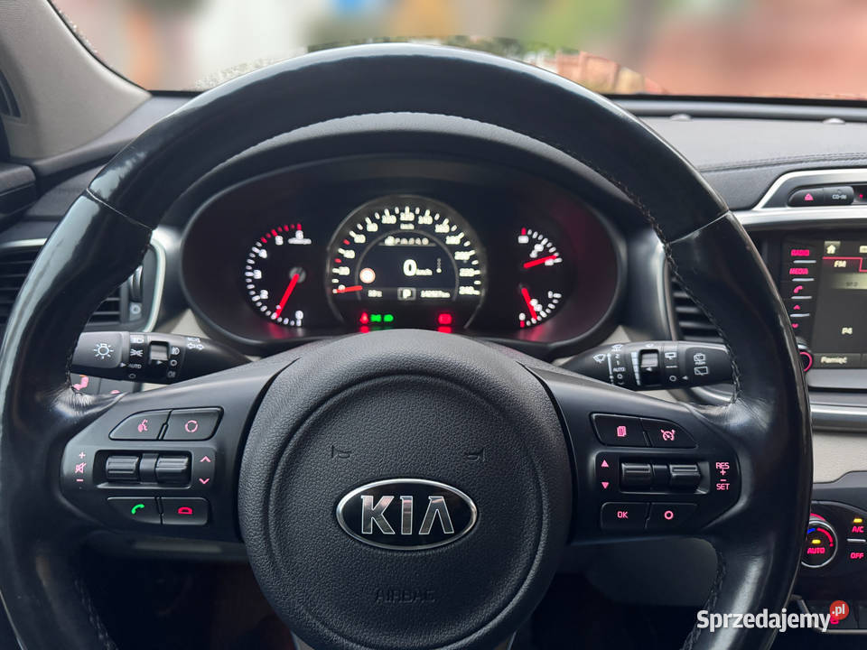 Kia Sorento 2017 Automat AWD 44 7 miejsc 143 000 1995cm3 Szczecin