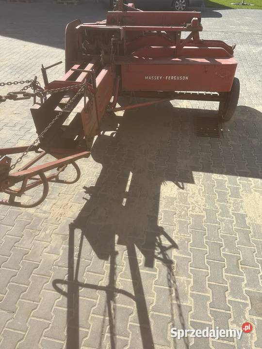 Prasa kostkująca Massey Ferguson 108 Kościelna Wieś