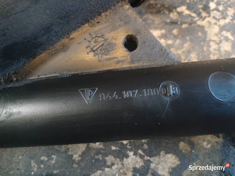 Rura wlewu oleju odma separator Porsche 944 25 B Pozostałe Radłów