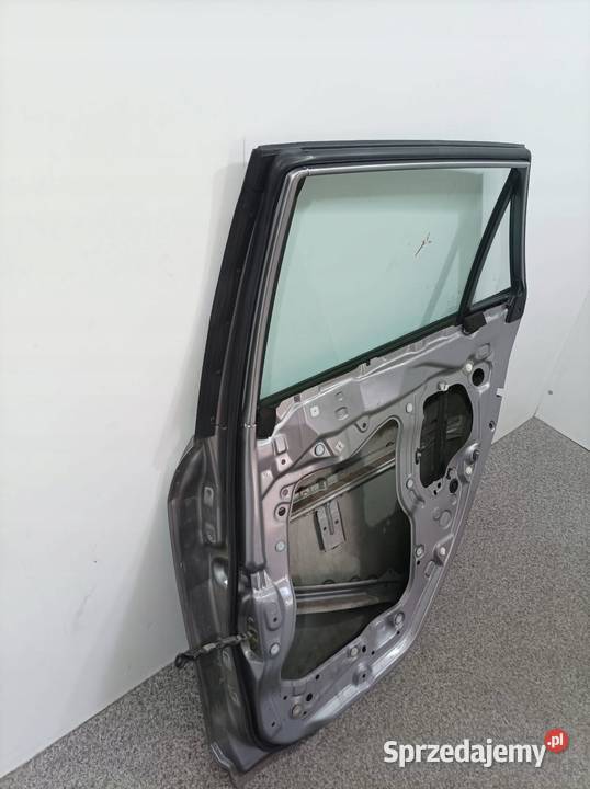 DRZWI PRAWE TYŁ HB FE27A Mazda 3 II 20092013 osobowe