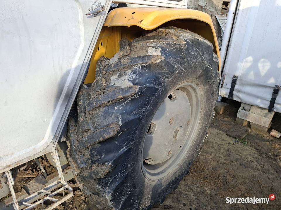 Ciągnik Ursus C360 Pług do śniegu Odśnieżarka