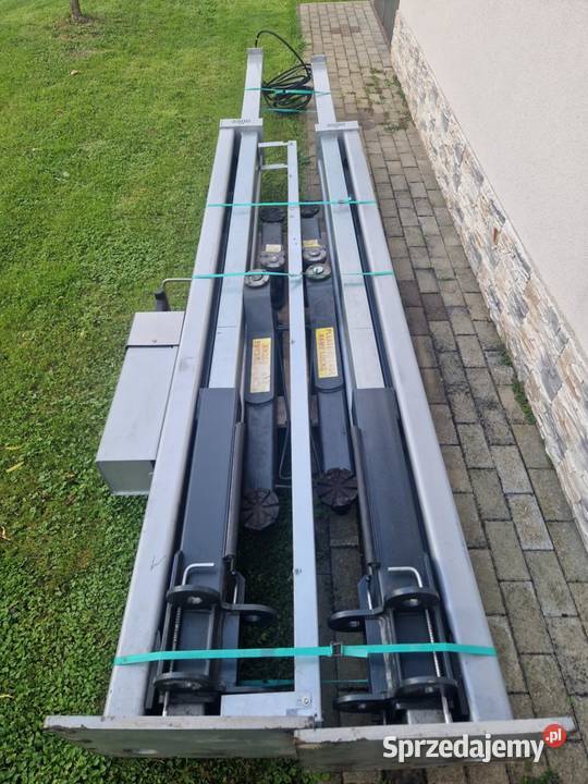 Nussbaum bo 235NT Brzostek