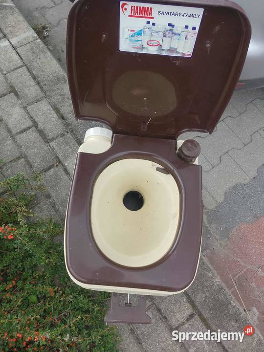 Wctoaleta przenośnaturystyczna ogródek dom
