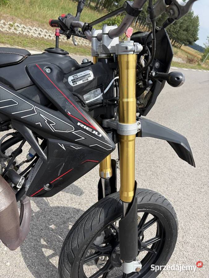 Motorower Rieju MRT Pro 50 Black series Trębowiec Duży