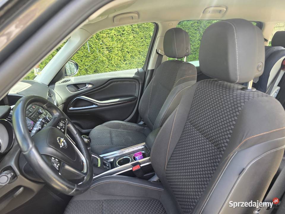 Opel Zafira C Tourer nieuszkodzony Zafira podkarpackie Radymno