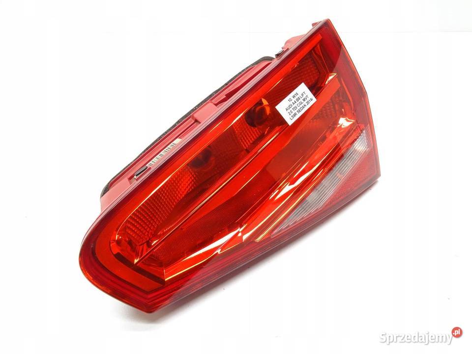LAMPA PRAWA PRAWY TYŁ TYLNA W KLAPE AUDI A4 B8