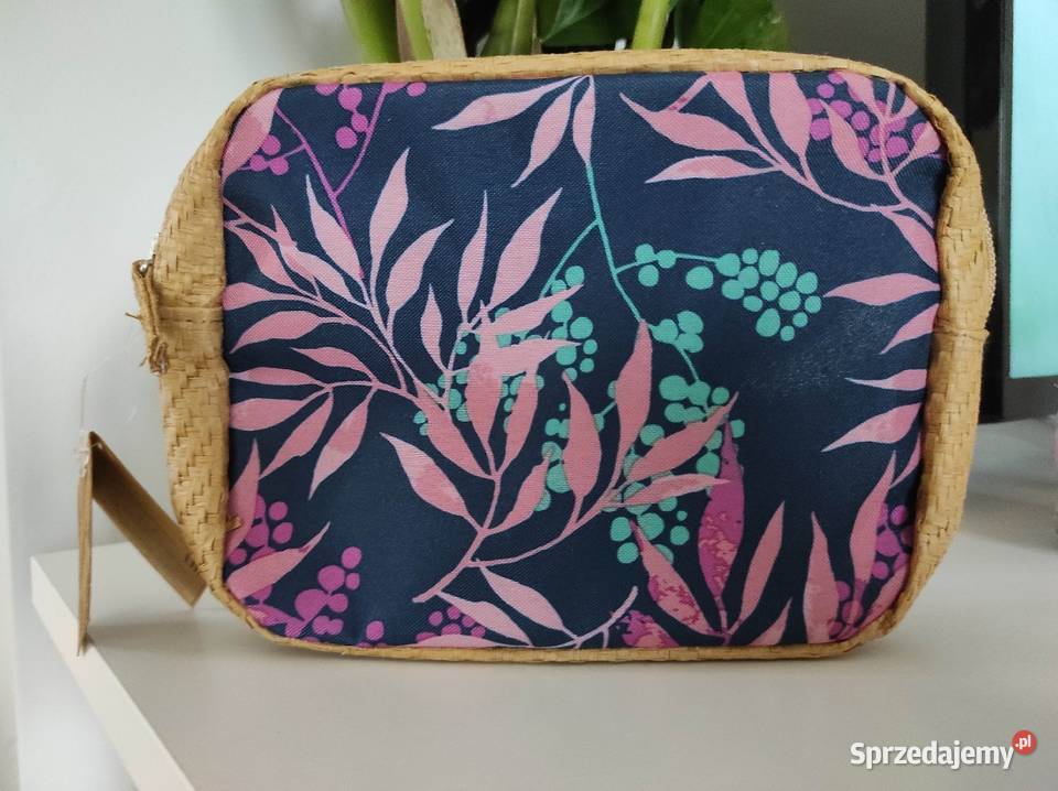 Nowa kolorowa kosmetyczka damska Yves Rocher Płock