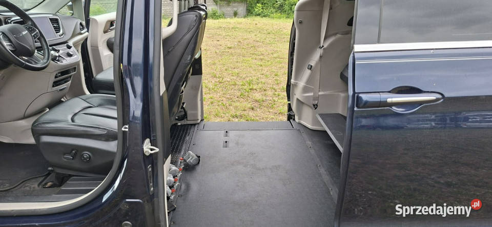 Chrysler Pacifica pacyfica 36 b rampa wózków wspomaganie kierownicy