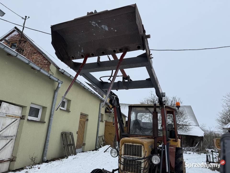Ladowacz czolowy do ciagnika Lublin