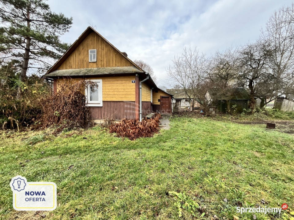 Działka z zabudowaniami w HostynnemKolonii lubelskie sprzedam