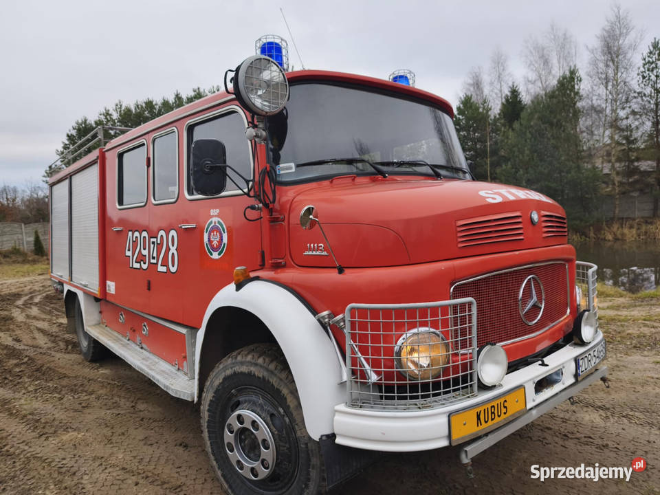 MercedesBenz LAF 1113 B czerwony Kartuzy