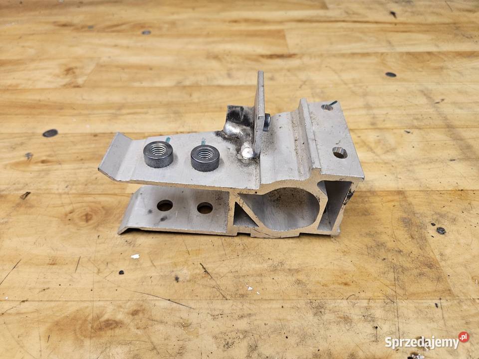 BMW 3 G20 G21 WSPORNIK ADAPTOR PRAWY PRZÓD osobowe Międzychód