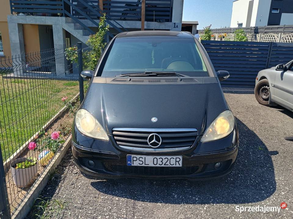 Sprzedam małe miejskie auto Mercedes A150 Słupca
