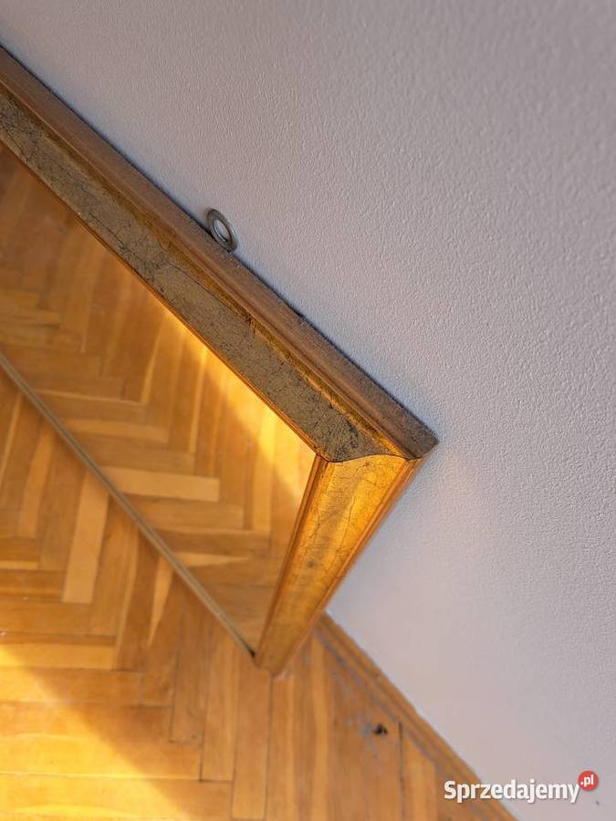 Lustro w złotej ozdobnej ramie 120 70 Pruszków