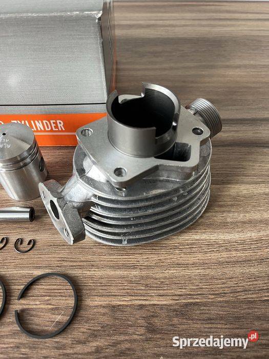 NOWY POLSKI CYLINDER 603 KOMAR SILNIK JAJKO S38 Bielsko-Biała