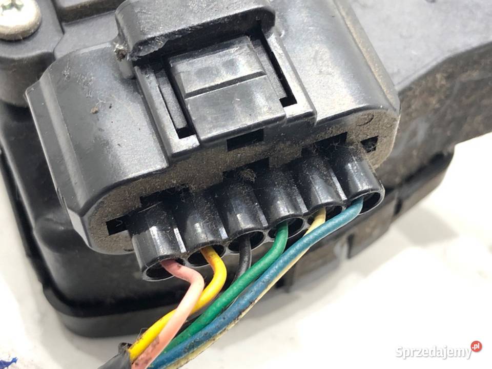 POTENCJOMETR GAZU HYUNDAI i40 327263Z000 17 116