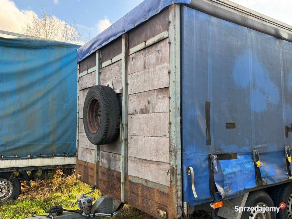 Przyczepkę jednoosiową BORO Chrząstowice