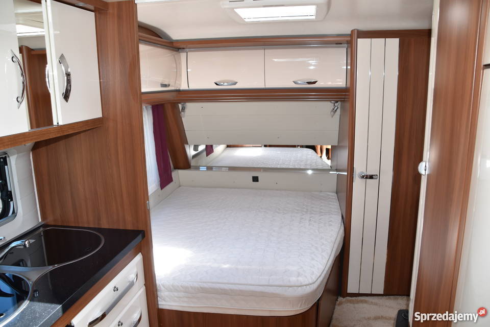 HOBBY PREMIUM 560 CFE Przyczepa Campingowa