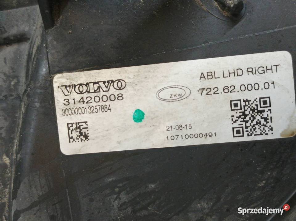 LAMPA PRZÓD PRAWA XENON EUROPA 31420008 Volvo Lampy przednie Motoryzacja