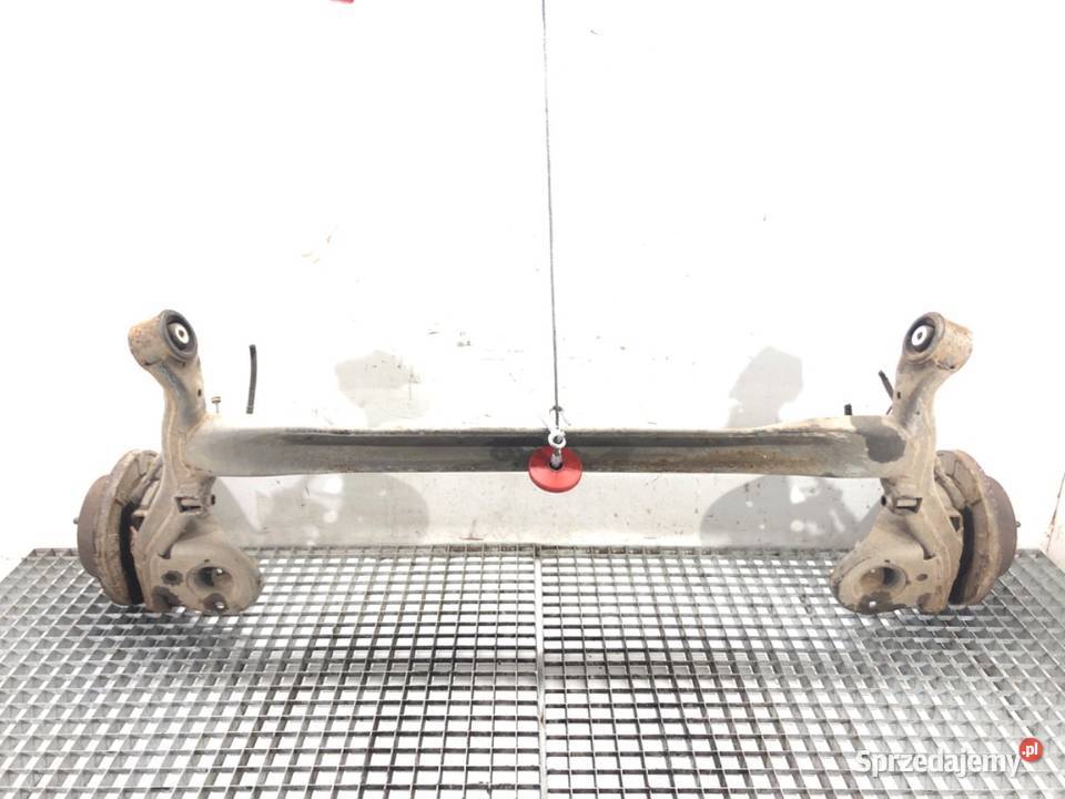 BELKA TYŁ HYUNDAI i20 Hatchback TYLNA