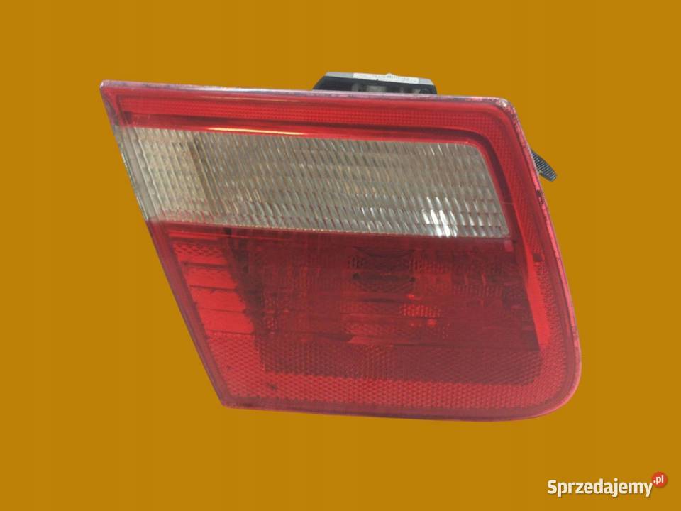 LAMPA TYŁ W KLAPĘ LEWA TOURING Bmw Seria 3 IV