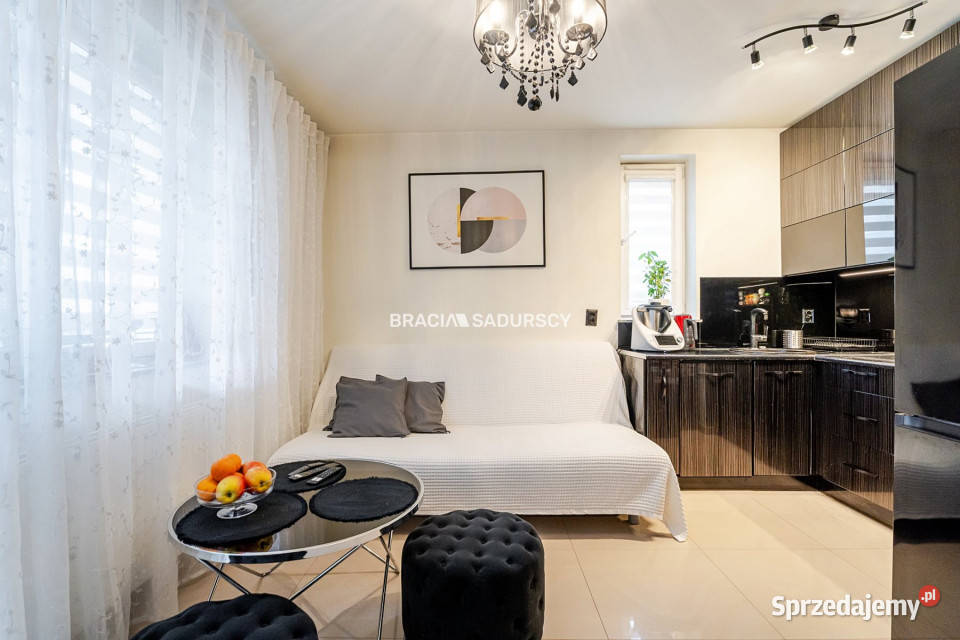 Mieszkanie 4848m2 3 pokoje Kraków Gen Leopolda 15882zł/m2