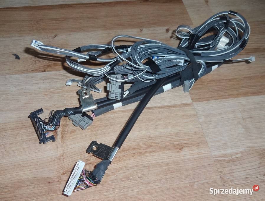 SONY Bravia KDL46W4500 kable połączeniowe ze