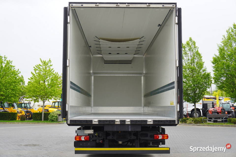 MercedesBenz Actros 2540 62 10 Krone 18 automatyczna Kraków