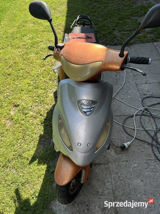skuter do poprawek na czesci podlaskie Łomża sprzedam