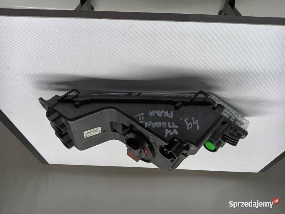 HALOGEN PRAWY PRZÓD PRZEDNI VW TIGUAN 2 Lampy przeciwmgielne sprzedam