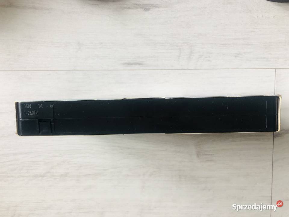 Kaseta magnetofonowa VHS TDK 240 min PRL łódzkie Łódź