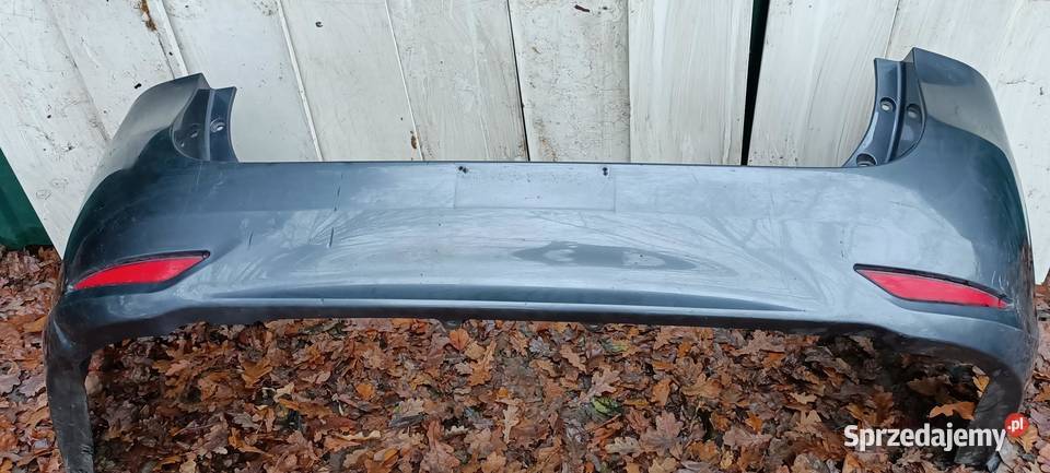ZDERZAK TYLNY TYŁ TOYOTA AVENSIS T27 osobowe lubelskie