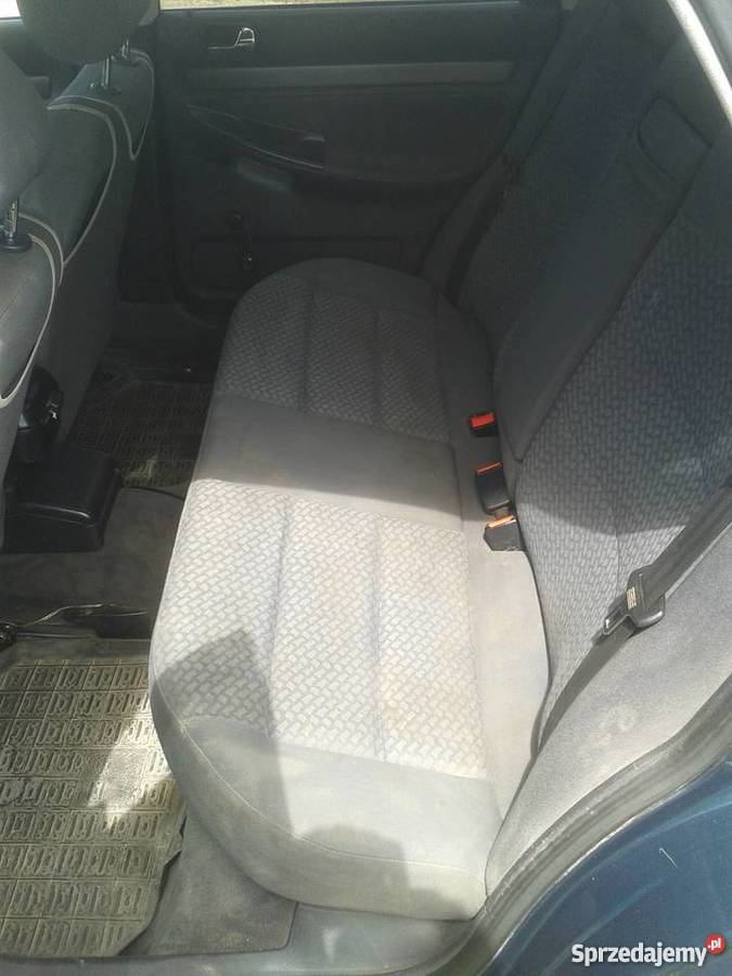 Audi A4 B5 1995r gniazdo AUX świętokrzyskie Słabuszewice