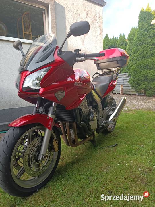 Motocykl Honda CBF 1000 turystyczny