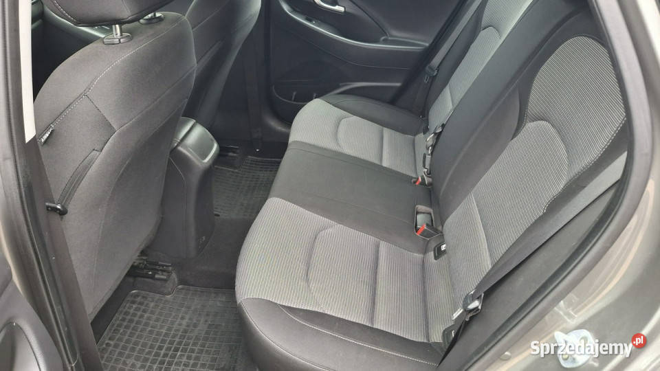 Hyundai i30 silnik 14 100 KrajowySerwis III 2017 asystent pasa ruchu mazowieckie Ostrołęka sprzedam