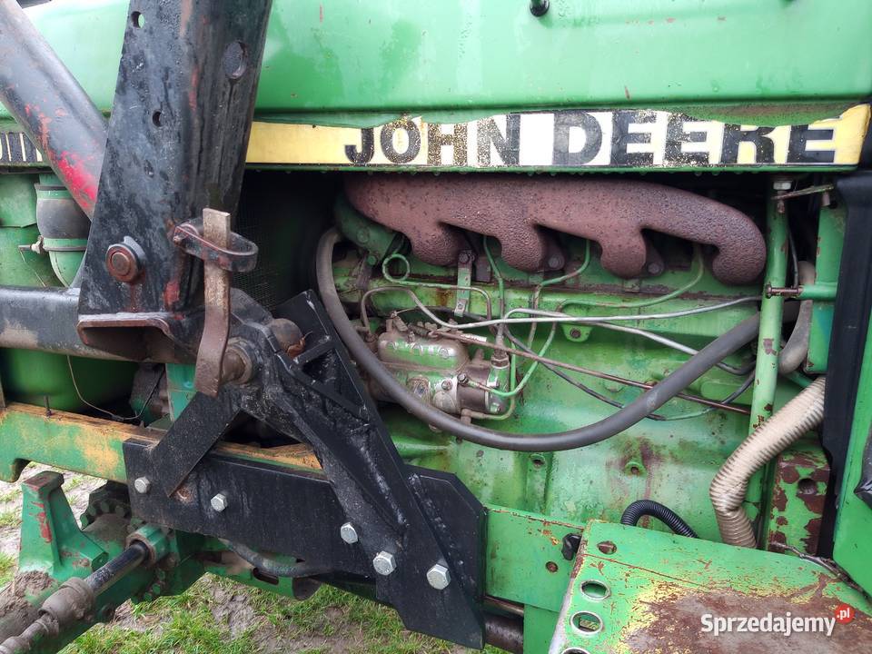 Ciągnik John Deere 2140 nieuszkodzony Ciągniki