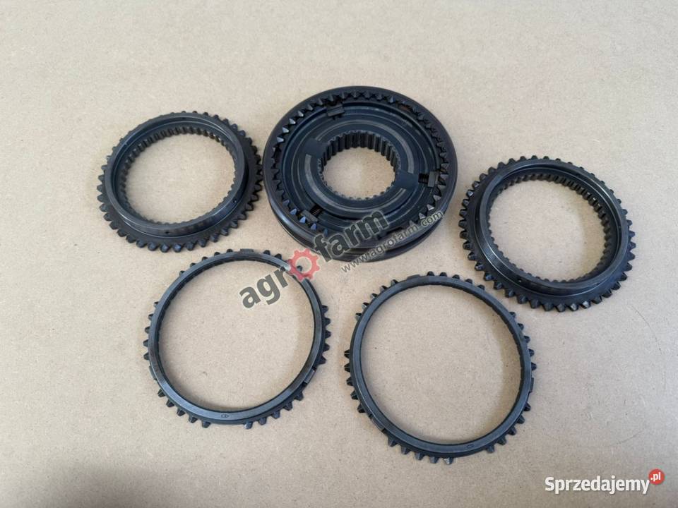 Synchronizator Holland T7220 T7235 dolnośląskie Byków sprzedam